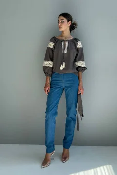 Vermont blouse in mocha color