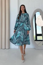 "Limer" dress in gray with turquoise print