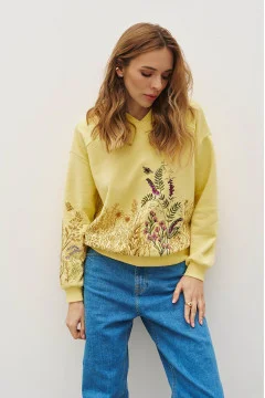Sweatshirt "Olenka" yellow