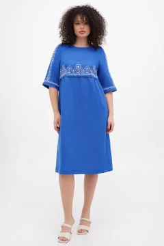 Embroidered dress "Myrosya" in electric color