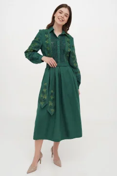 Embroidered dress "Kalina" in green