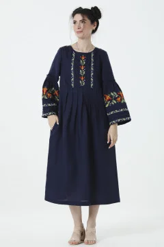 Embroidered dress "Svitozara" in dark blue