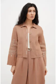 Beige jacket "Zhyvytsia"