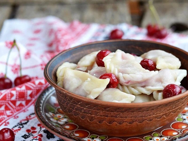 14 рецептів вареників або «А мій милий вареничків хоче»